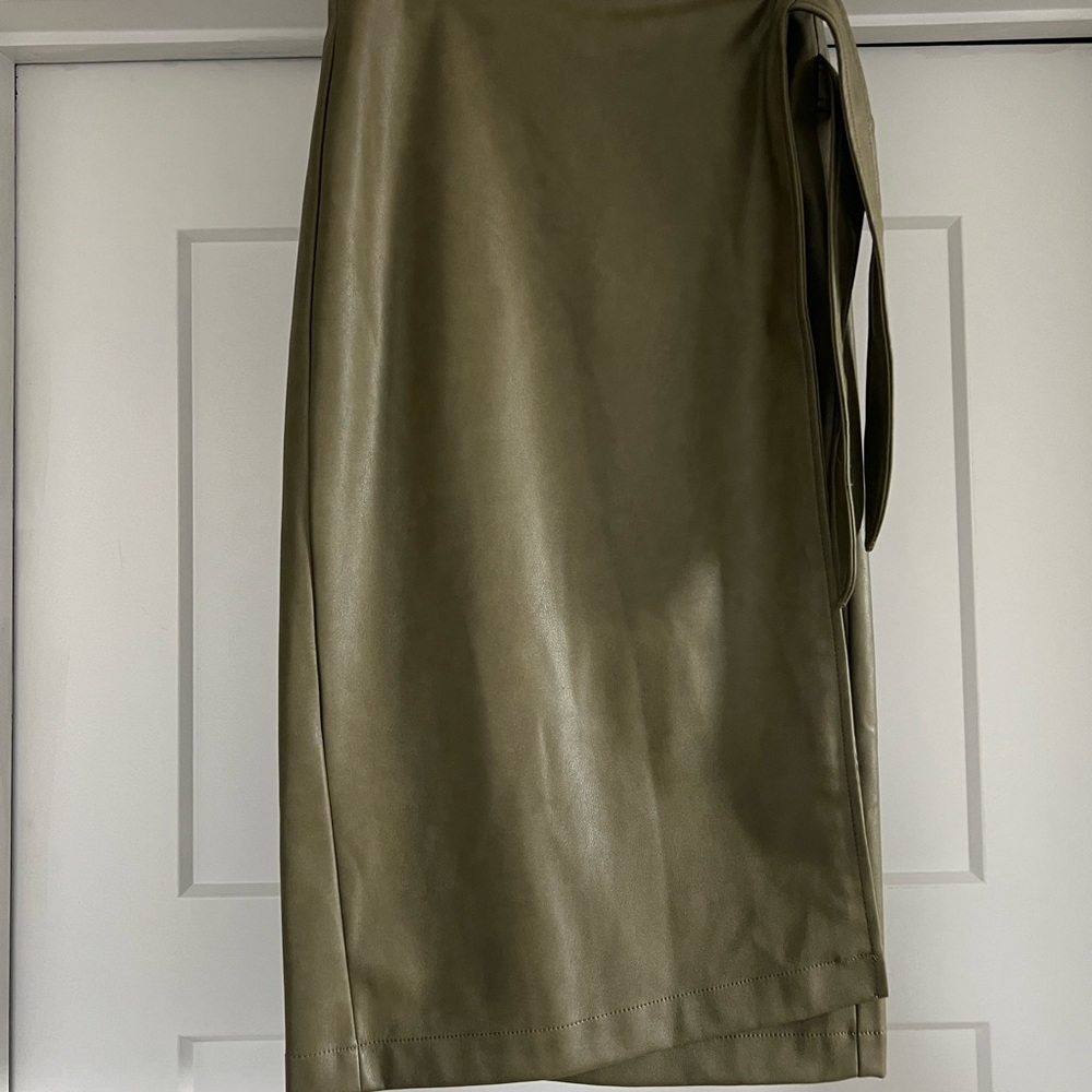 7 For All Mankind Olive Pencil Skirt